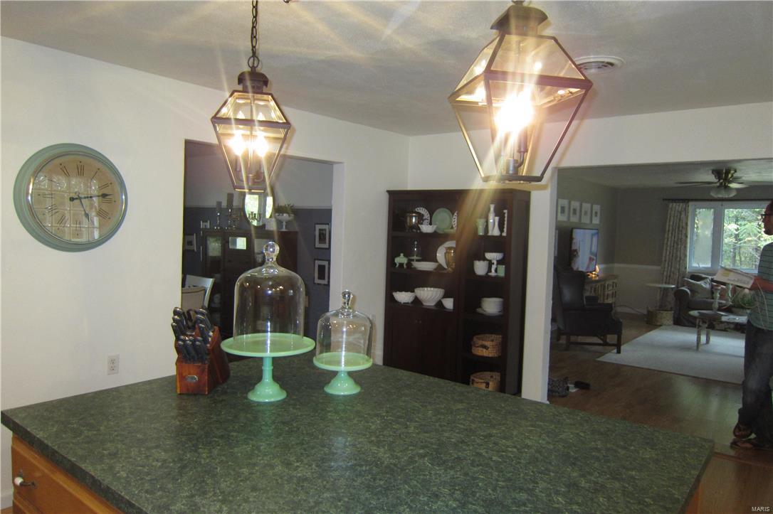 1158 Fayette Road Vernon, IL 62892 - Photo 4 of 19