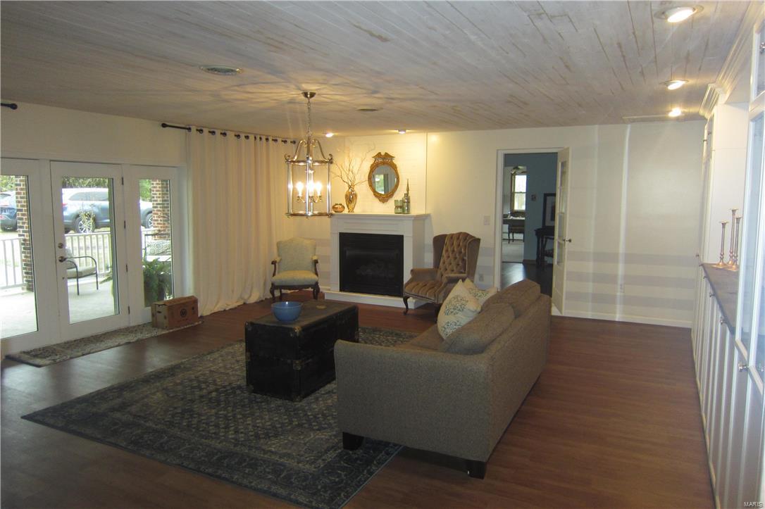1158 Fayette Road Vernon, IL 62892 - Photo 9 of 19
