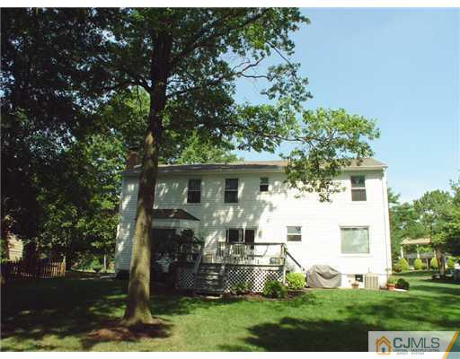 135 Hickory Road Somerset, NJ 08873 - Photo 8 of 10