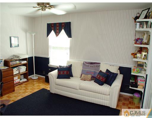 135 Hickory Road Somerset, NJ 08873 - Photo 10 of 10
