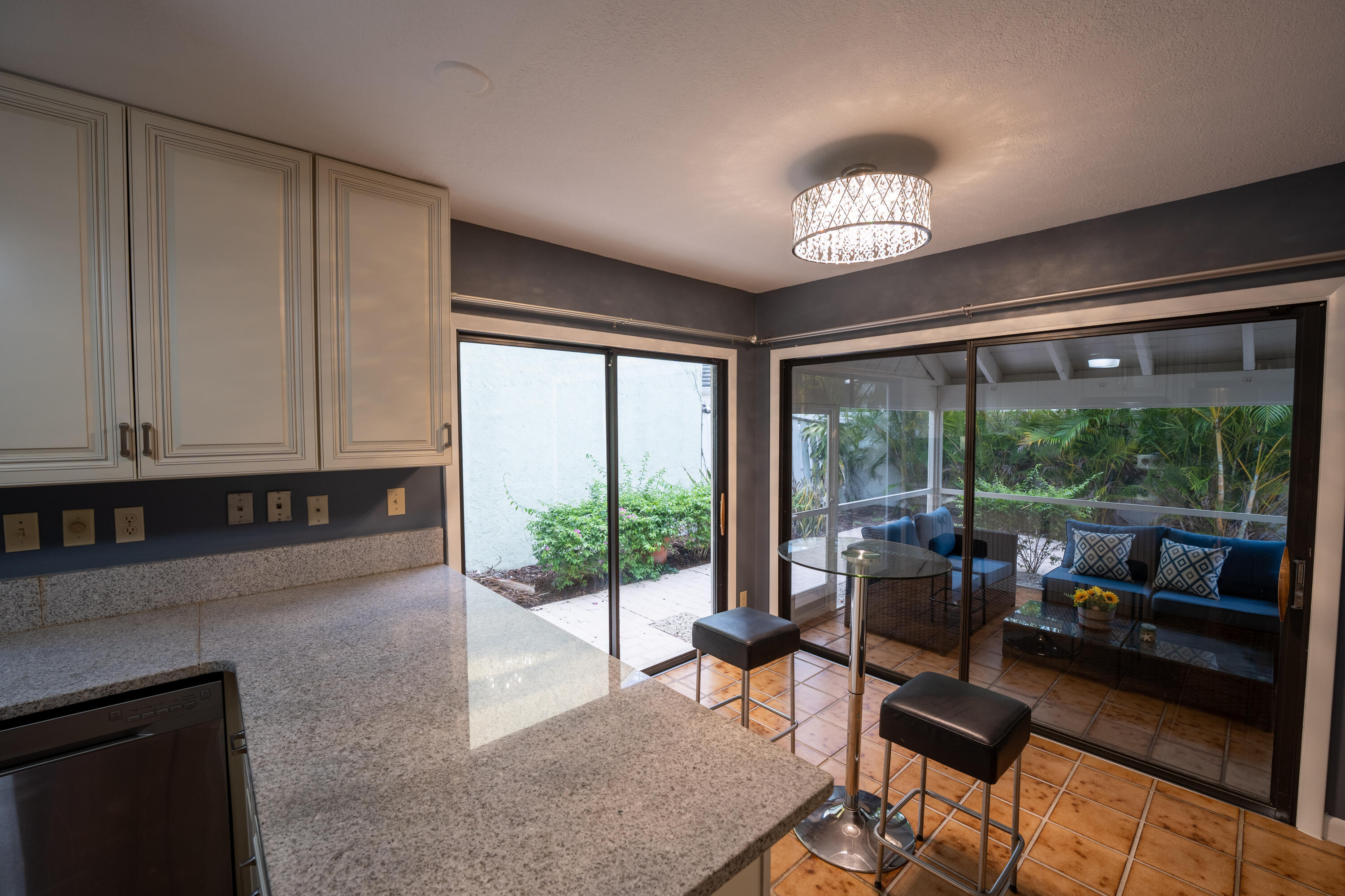 17031 Traverse Circle Jupiter, FL 33477 - Photo 25 of 36 20220918-MNF04227-HDR