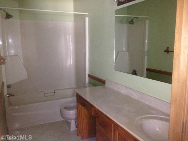 1872 Shiptontown Road Lexington, NC 27292 - Photo 8 of 9 Master Bath/Spa.