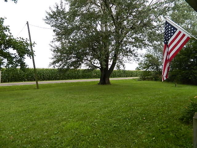 3687 Tabor Road Clinton, IL 61727 - Photo 4 of 23