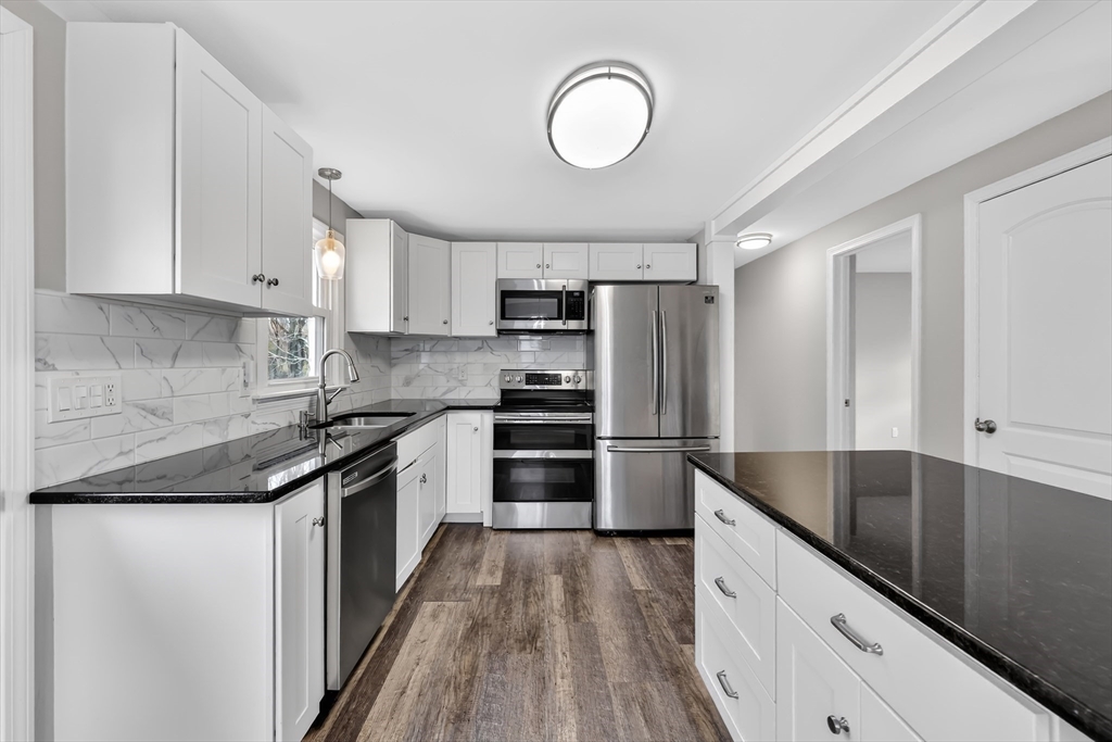 299 Fuller Street Ludlow, MA 01056 - Photo 9 of 23