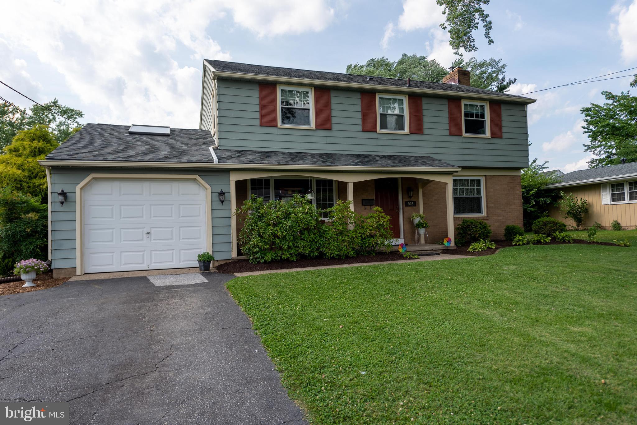 905 Hilltop Road Cinnaminson, NJ 08077 - Photo 1 of 23 Gallery Image 1