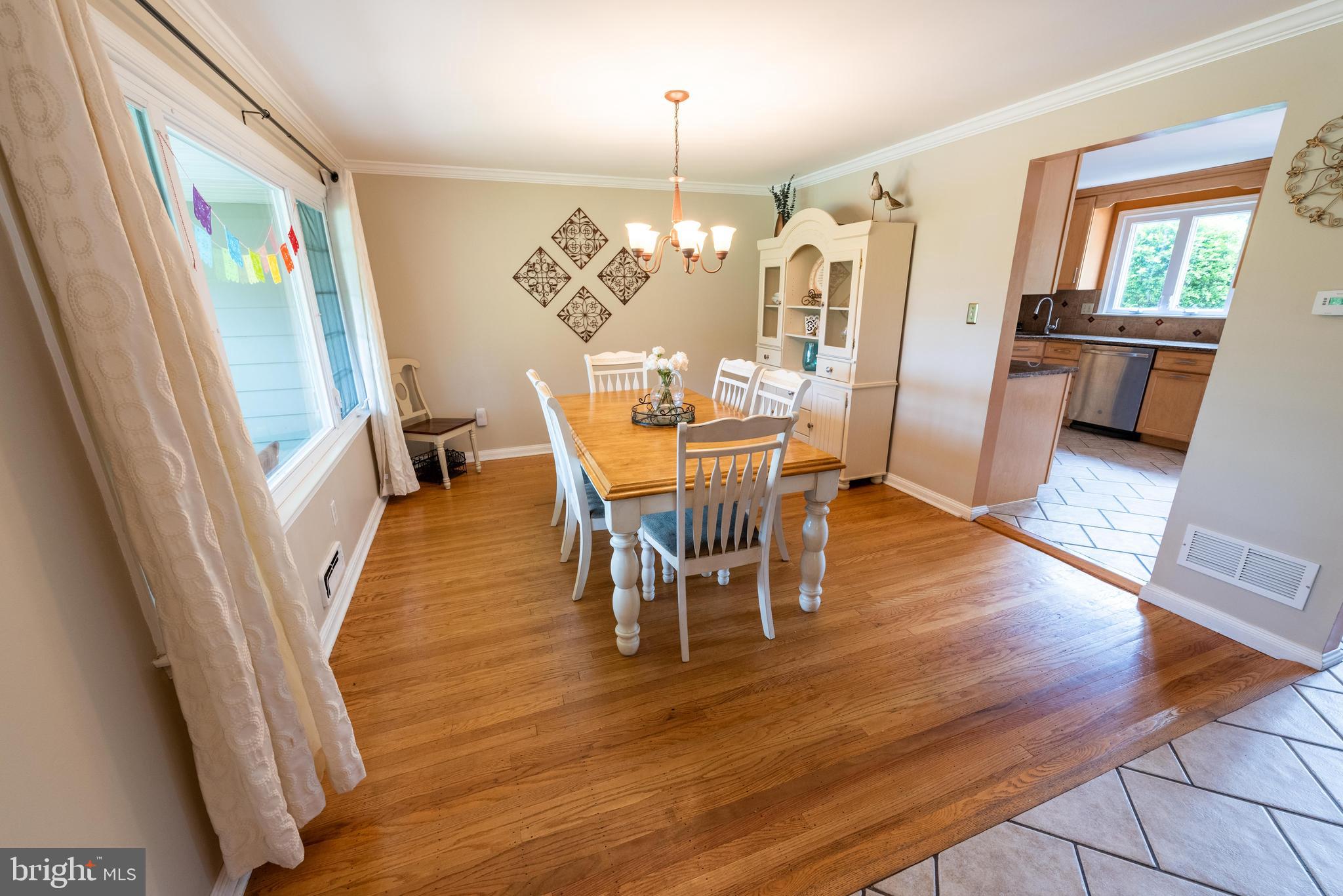 905 Hilltop Road Cinnaminson, NJ 08077 - Photo 3 of 23 Gallery Image 3