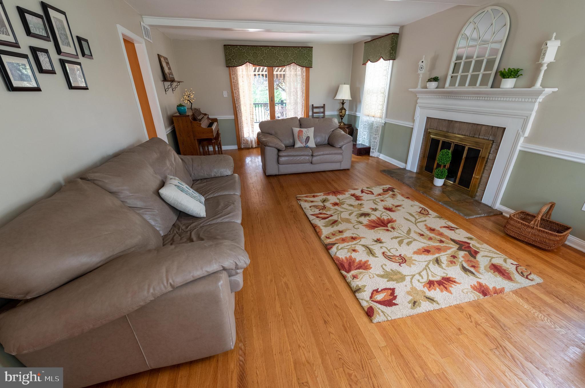 905 Hilltop Road Cinnaminson, NJ 08077 - Photo 5 of 23 Gallery Image 5