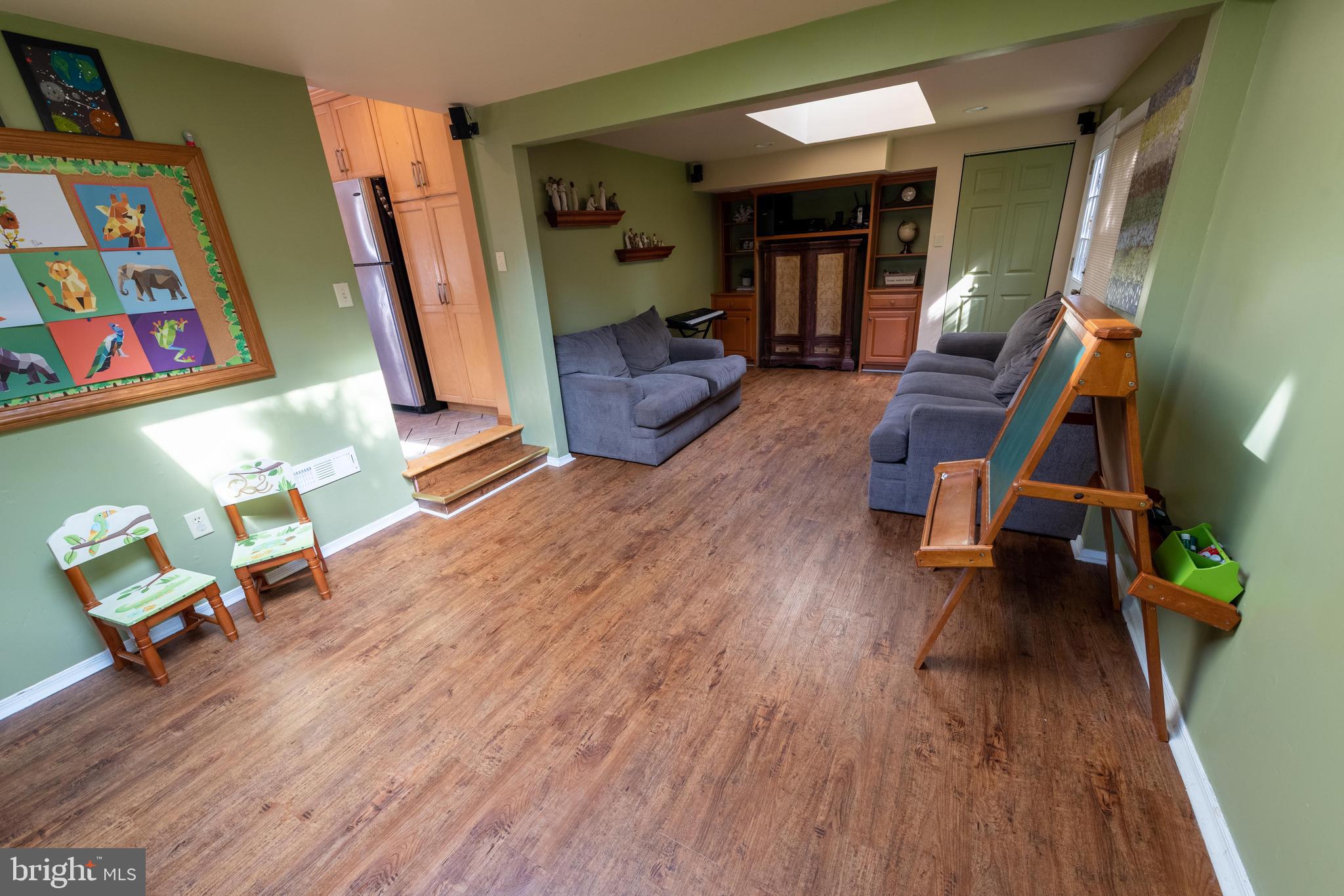 905 Hilltop Road Cinnaminson, NJ 08077 - Photo 8 of 23 Gallery Image 8