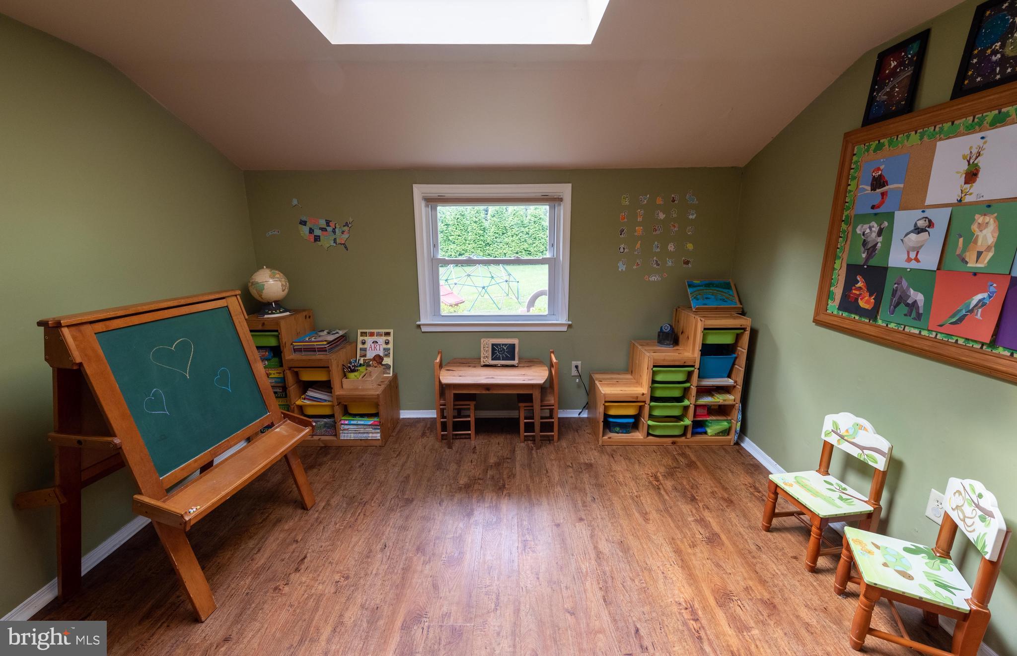 905 Hilltop Road Cinnaminson, NJ 08077 - Photo 10 of 23 Gallery Image 10