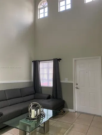 $3,200 | 6995 Northwest 173rd Drive, Unit 2105, Hialeah, FL 33015