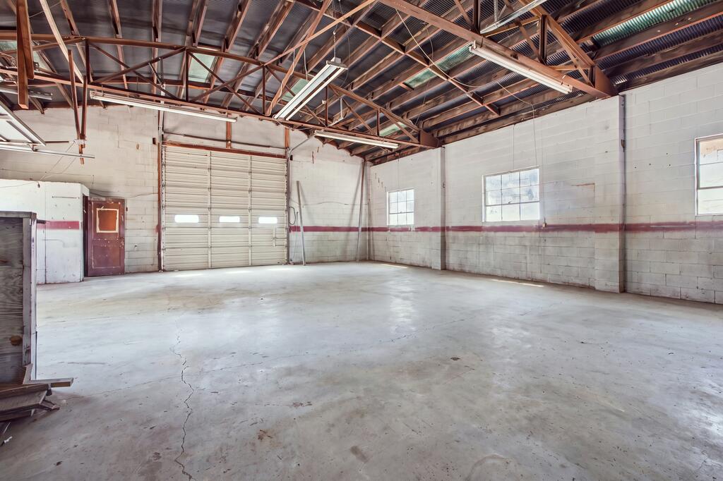1215 Hopkinsville Road Madisonville, KY 42431 - Photo 28 of 28 Gallery Image 28