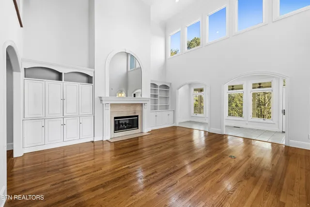 $939,900 | 1062 Water Pl Way, Knoxville, TN 37922