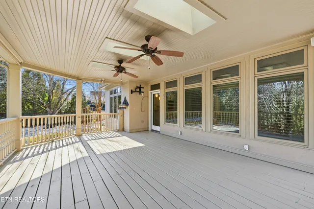 $939,900 | 1062 Water Pl Way, Knoxville, TN 37922