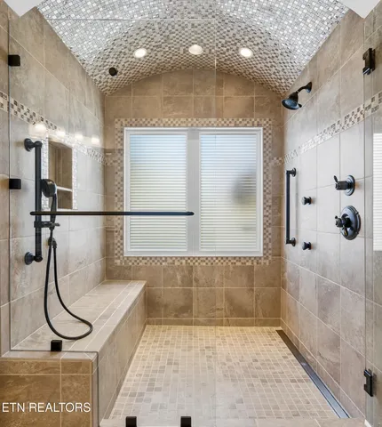 $939,900 | 1062 Water Pl Way, Knoxville, TN 37922