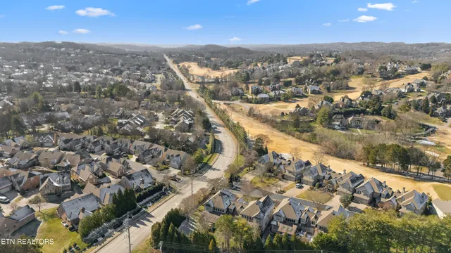 $939,900 | 1062 Water Pl Way, Knoxville, TN 37922
