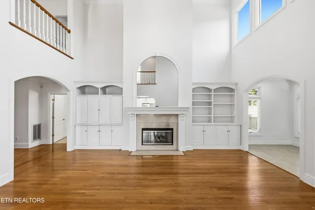 $939,900 | 1062 Water Pl Way, Knoxville, TN 37922