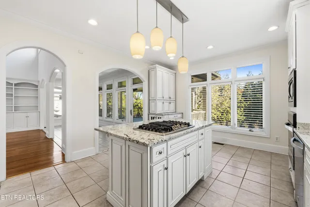 $939,900 | 1062 Water Pl Way, Knoxville, TN 37922