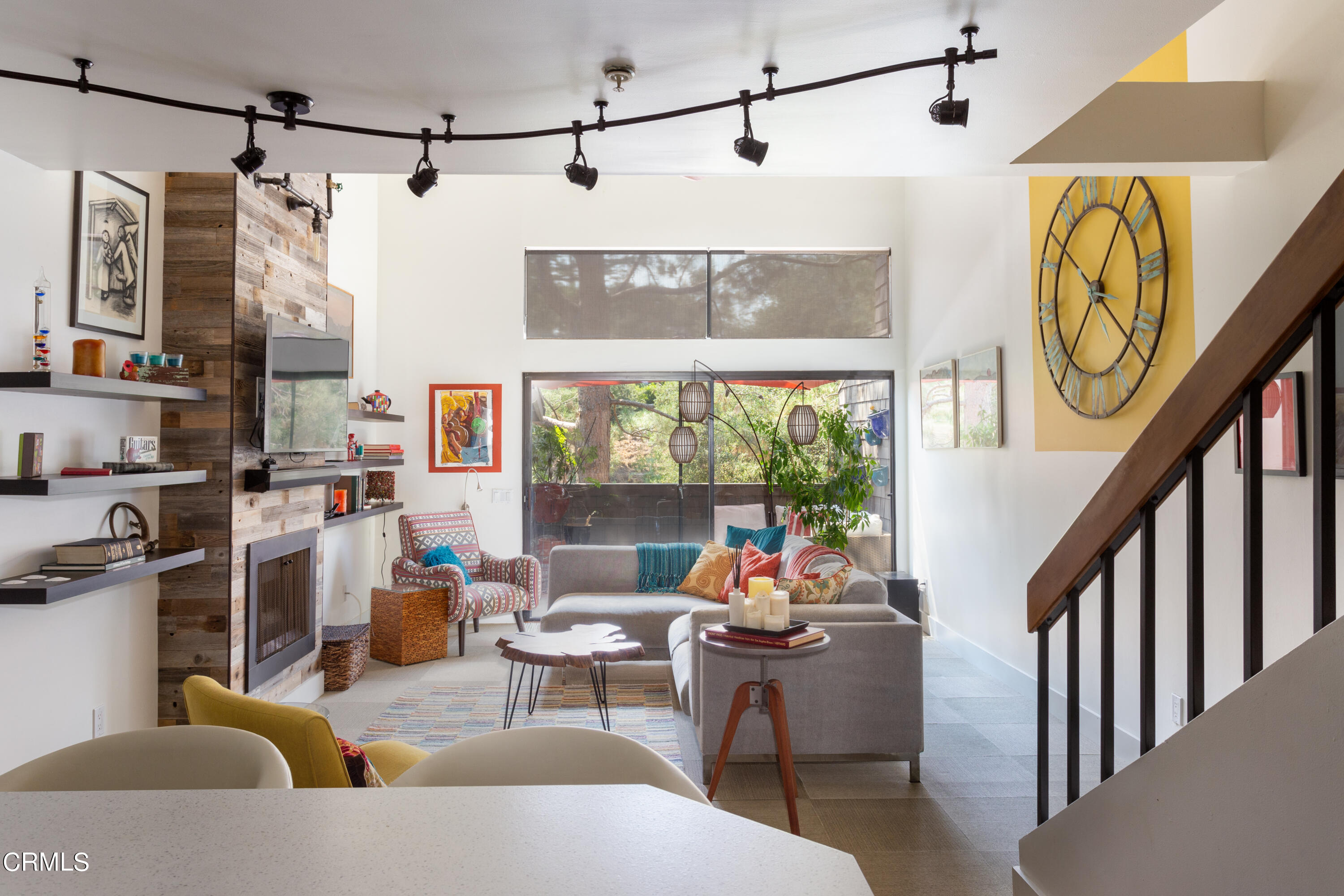 1050 Seco Street, Unit 210 Pasadena, CA 91103 - Photo 5 of 14 a living room with furniture and a window