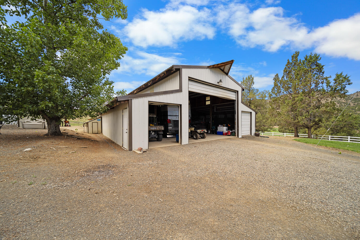 33817 Gage Road Mitchell, OR 97750 - Photo 33 of 56 35