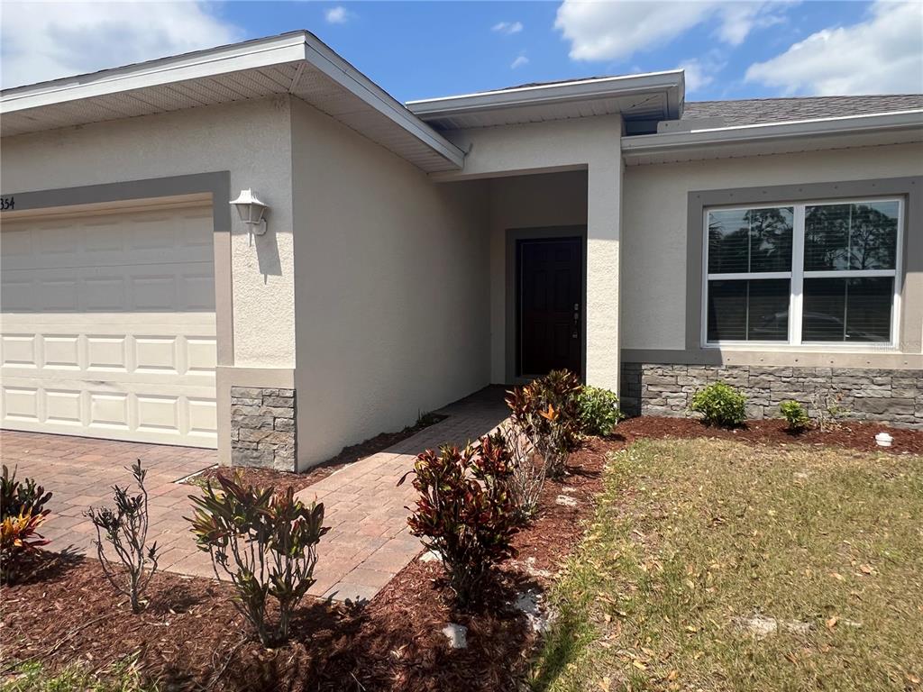 354 Albatross Road Rotonda West, FL 33947 - Photo 2 of 31