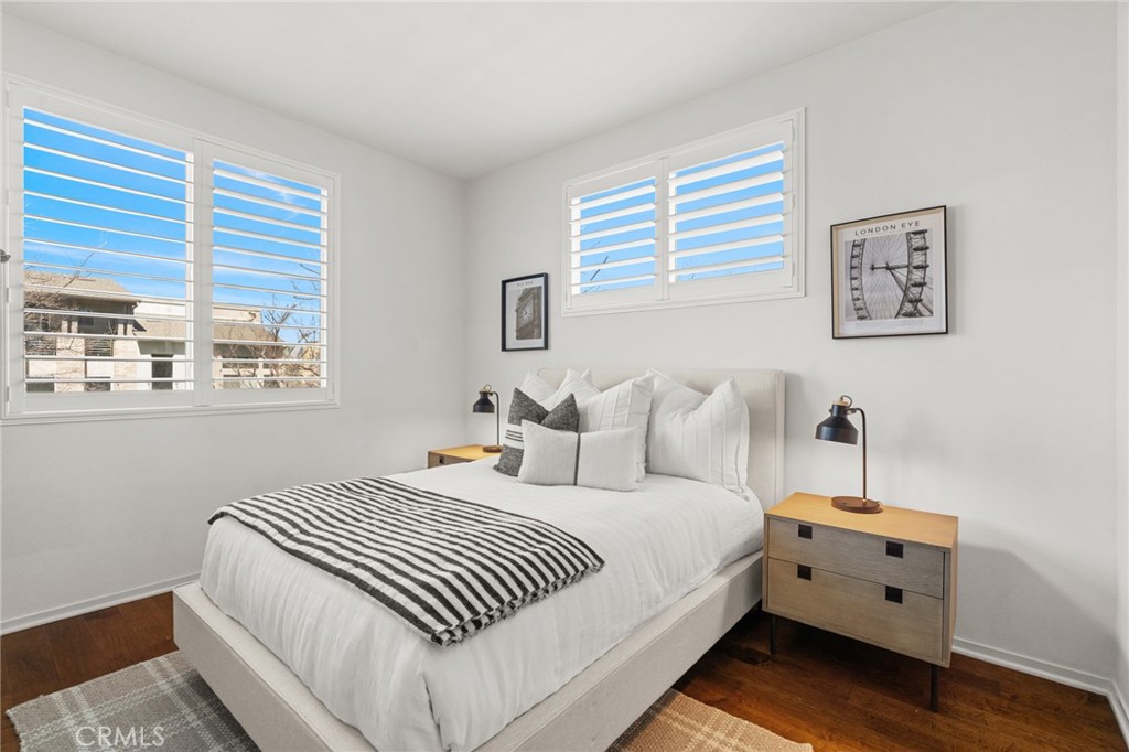 5540 Strand, Unit 201 Hawthorne, CA 90250 - Photo 13 of 31 a bedroom with bed and window