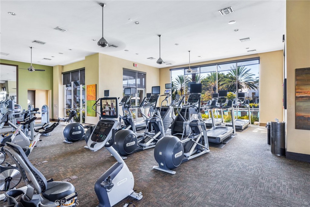 5540 Strand, Unit 201 Hawthorne, CA 90250 - Photo 26 of 31 a view of a room with gym equipment