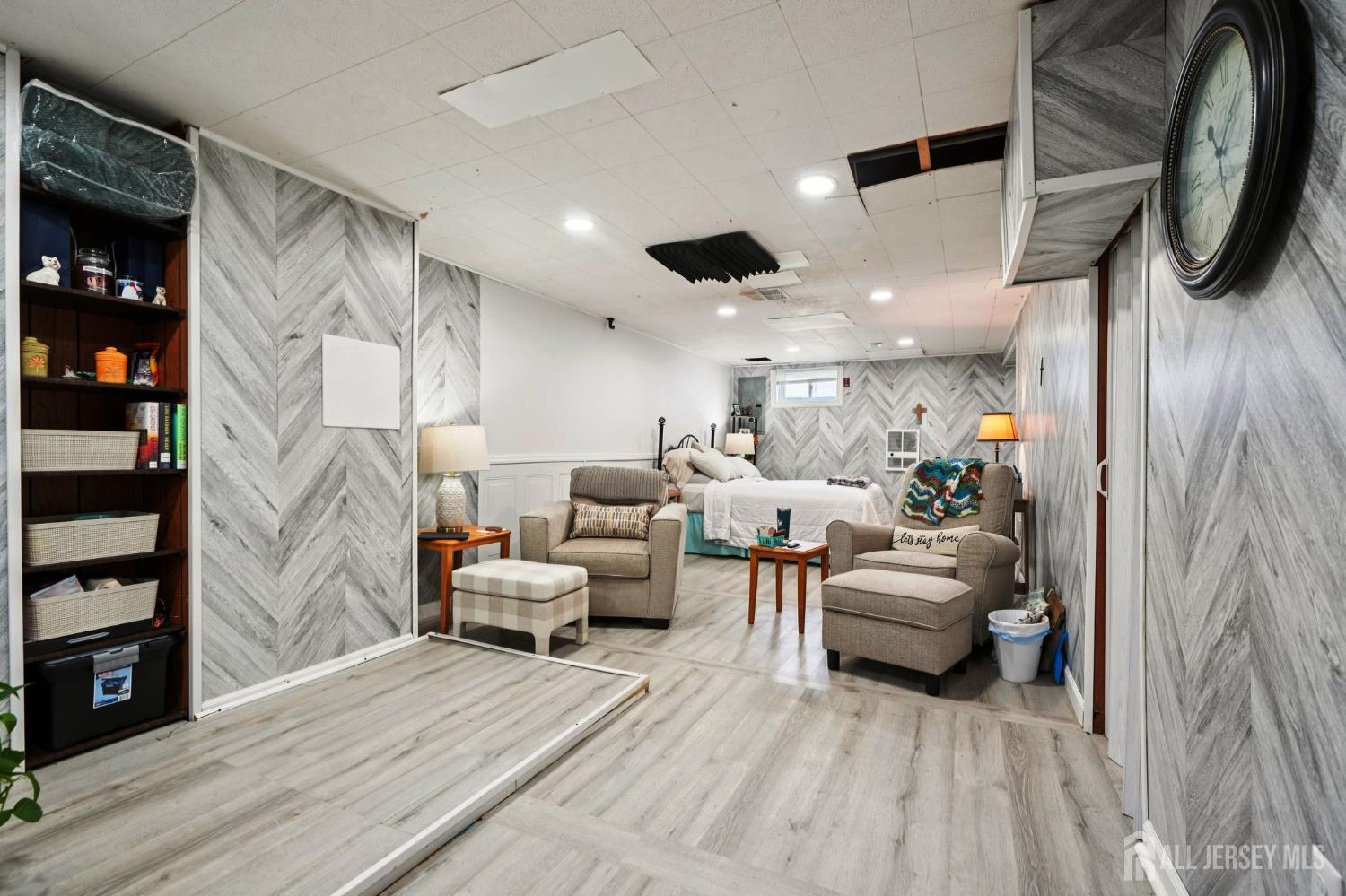 27 George Street Avenel, NJ 07001 - Photo 25 of 29 a living room with furniture