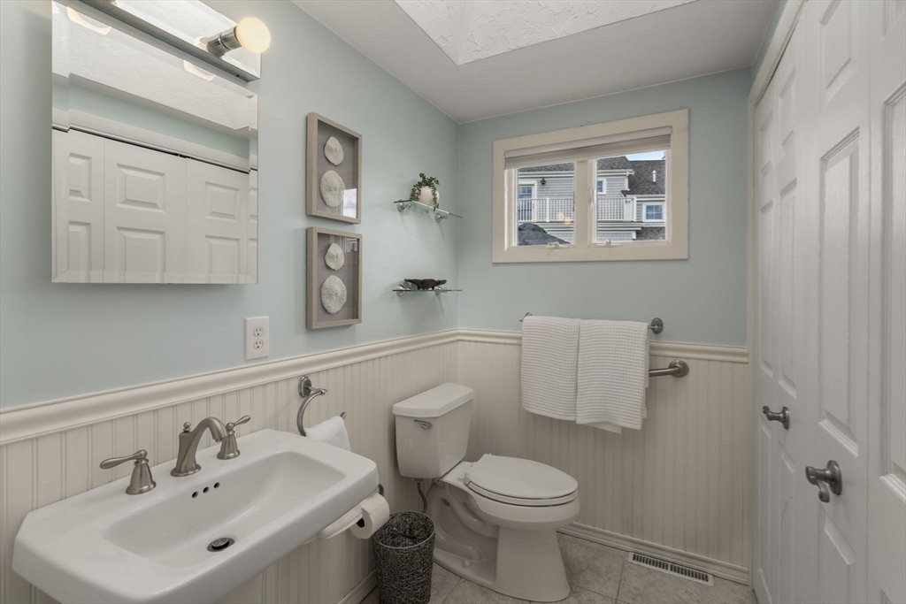 446 Barlows Landing Road Bourne, MA 02559 - Photo 19 of 42