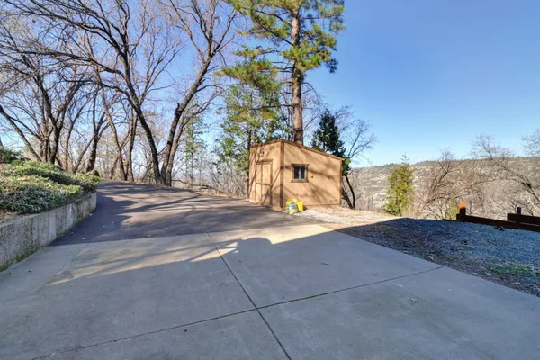$676,400 | 6719 Slug Gulch Road, Somerset, CA 95684