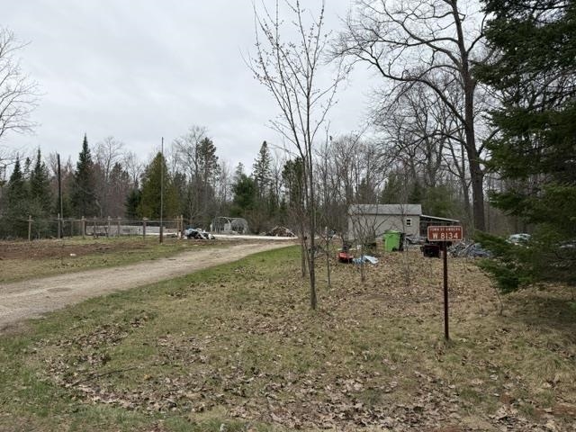 W8134 Pike Hill Road Amberg, WI 54102 - Photo 2 of 5