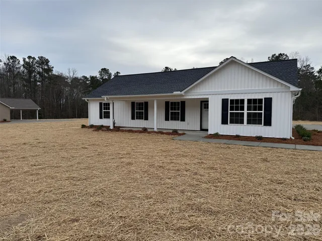 $319,000 | 6256 Kershaw Camden Highway, Kershaw, SC 29067