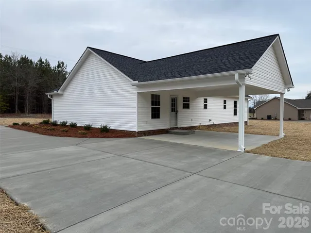 $319,000 | 6256 Kershaw Camden Highway, Kershaw, SC 29067