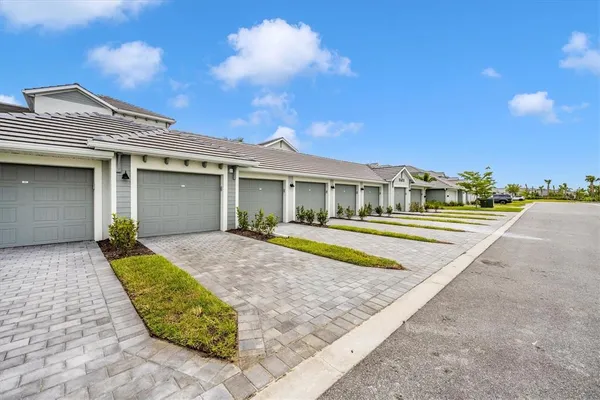 $3,000 | 17470 Opal Sand Drive, Unit 205, Venice, FL 34293