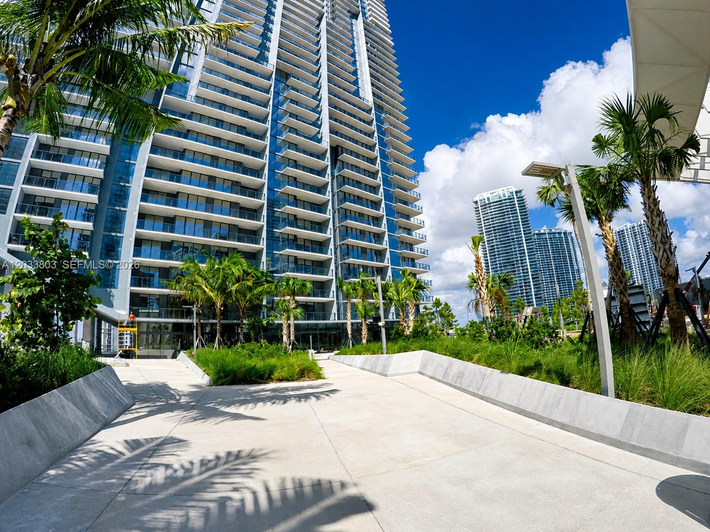 88 Southwest 7th Street, Unit 2206 Miami, FL 33130 - Photo 32 of 42