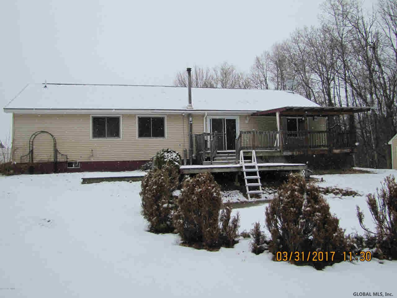 602 Clark Road Moreau, NY 12831 - Photo 3 of 26 Photo 3