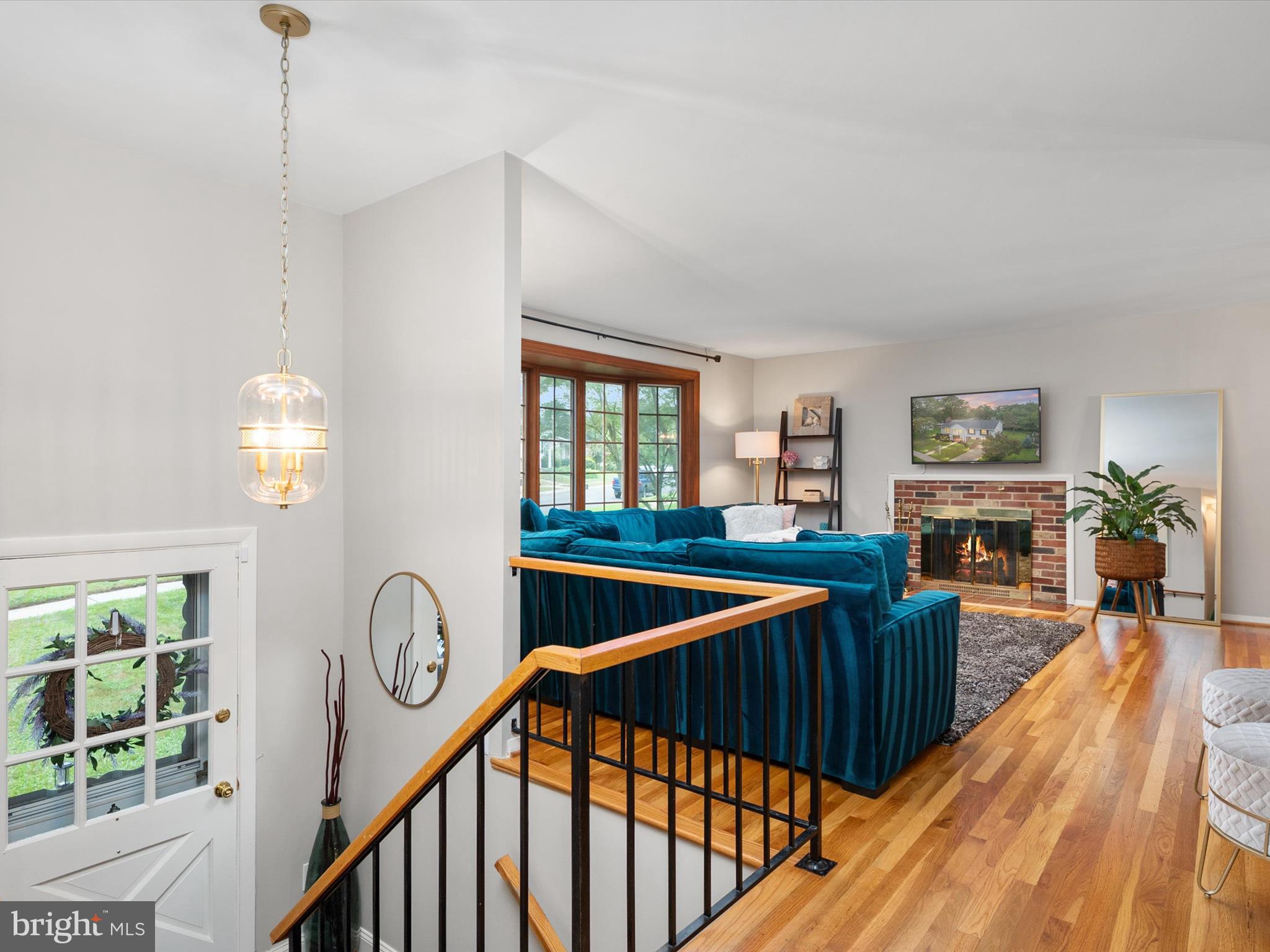 516 Gladhill Road Odenton, MD 21113 - Photo 4 of 55 Bright Living Room w/hardwood floors!