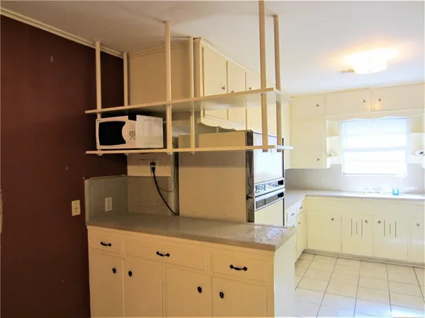 $1,900 | 709 Jannie Street, Denton, TX 76209