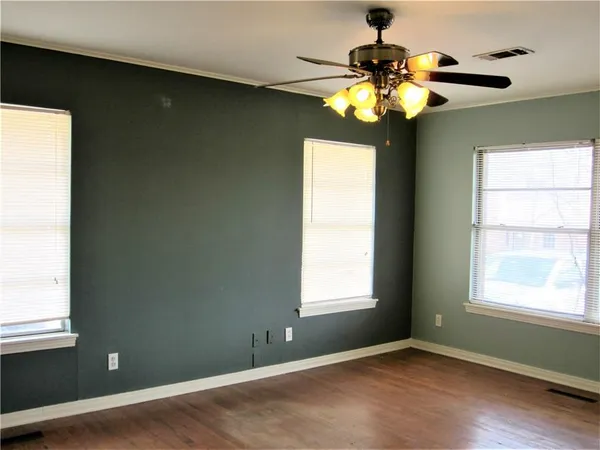$1,900 | 709 Jannie Street, Denton, TX 76209