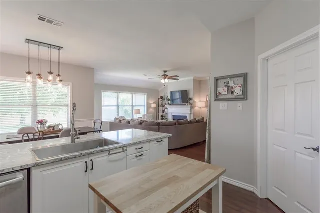 $2,000 | 2600 Clubhouse Drive, Denton, TX 76210