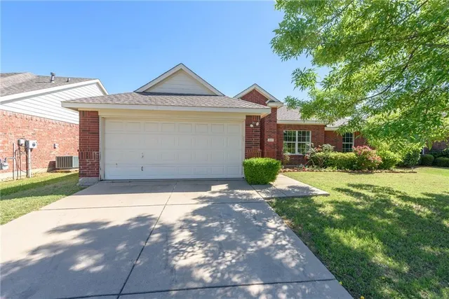 $2,000 | 2600 Clubhouse Drive, Denton, TX 76210