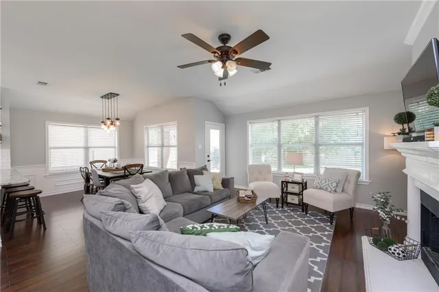 $2,000 | 2600 Clubhouse Drive, Denton, TX 76210