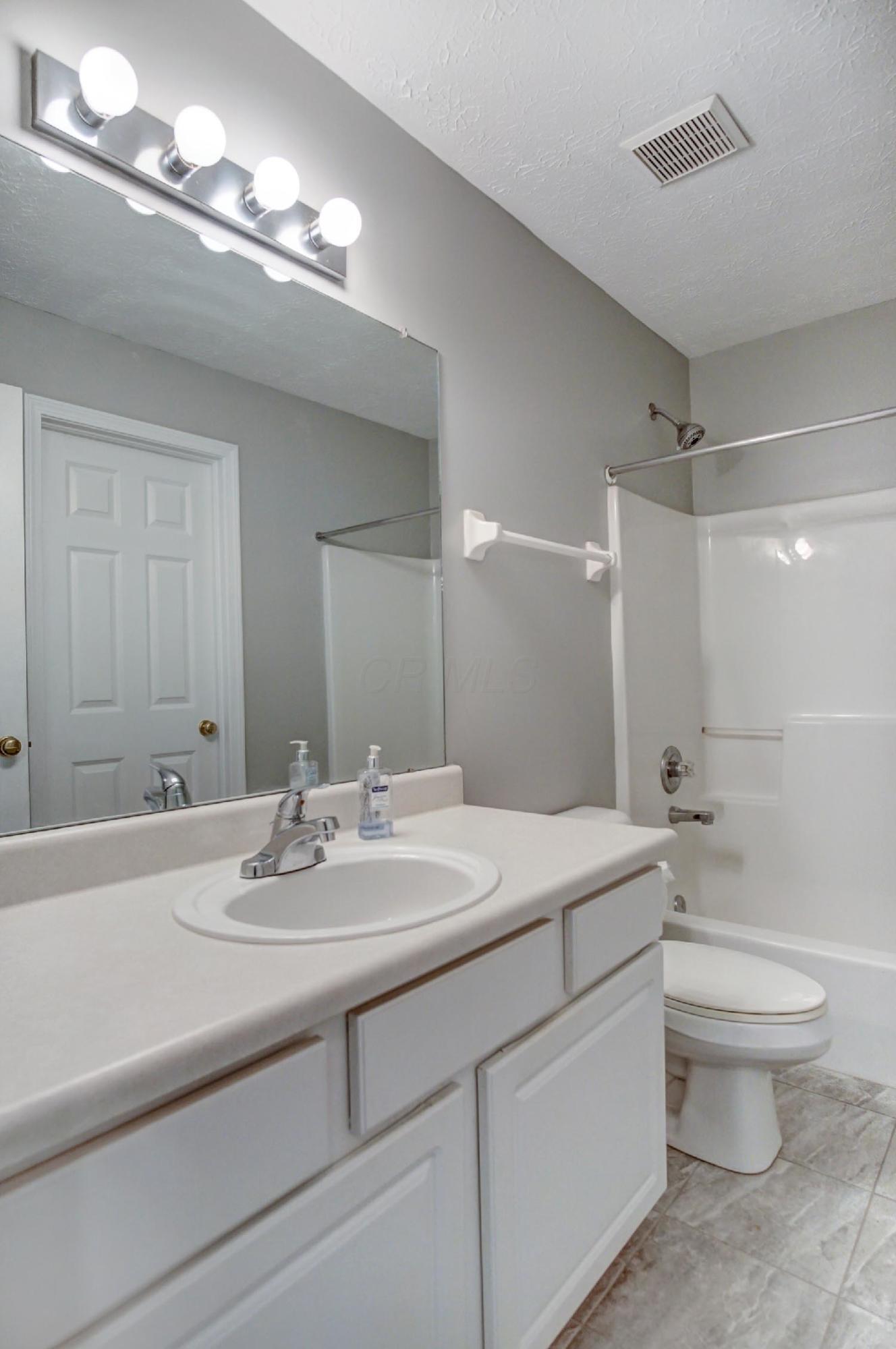 8357 Smoky Row Road Powell, OH 43065 - Photo 26 of 36