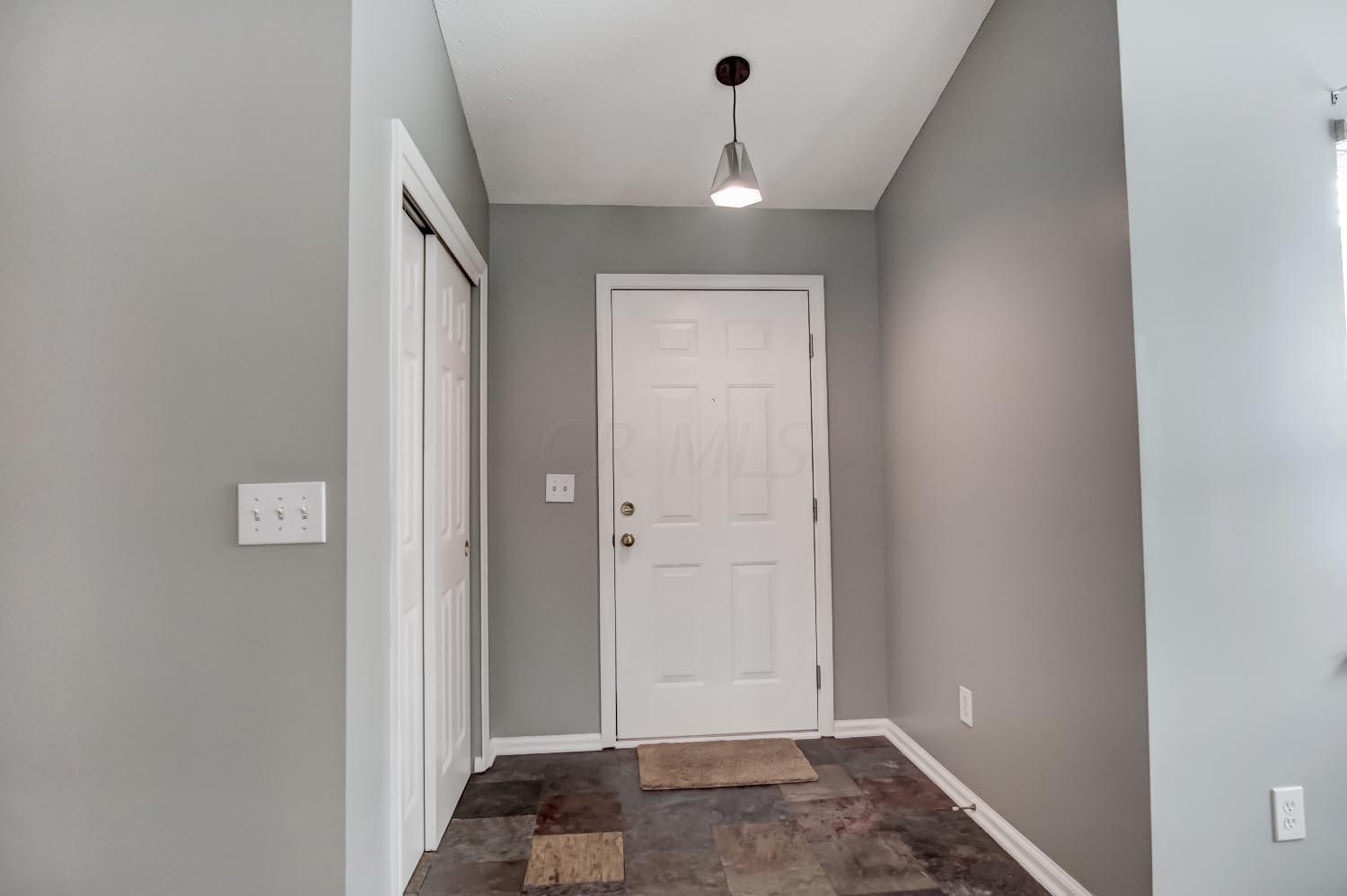8357 Smoky Row Road Powell, OH 43065 - Photo 5 of 36