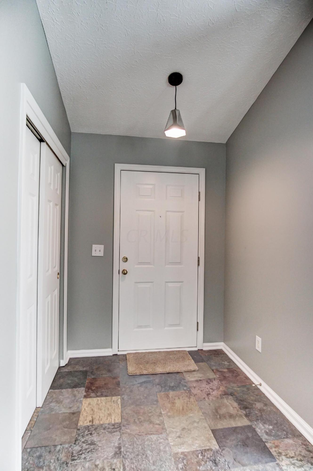 8357 Smoky Row Road Powell, OH 43065 - Photo 6 of 36