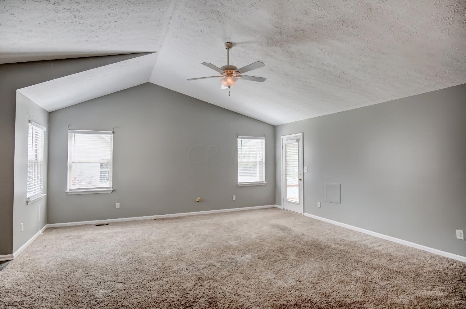 8357 Smoky Row Road Powell, OH 43065 - Photo 8 of 36