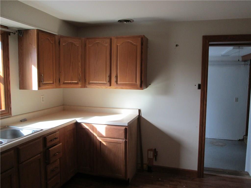 3981 Patterson Road Aliquippa, PA 15001 - Photo 9 of 16 Gallery Image 9