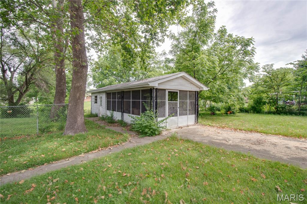 427 Ruth Avenue Cottage Hills, IL 62018 - Photo 43 of 46