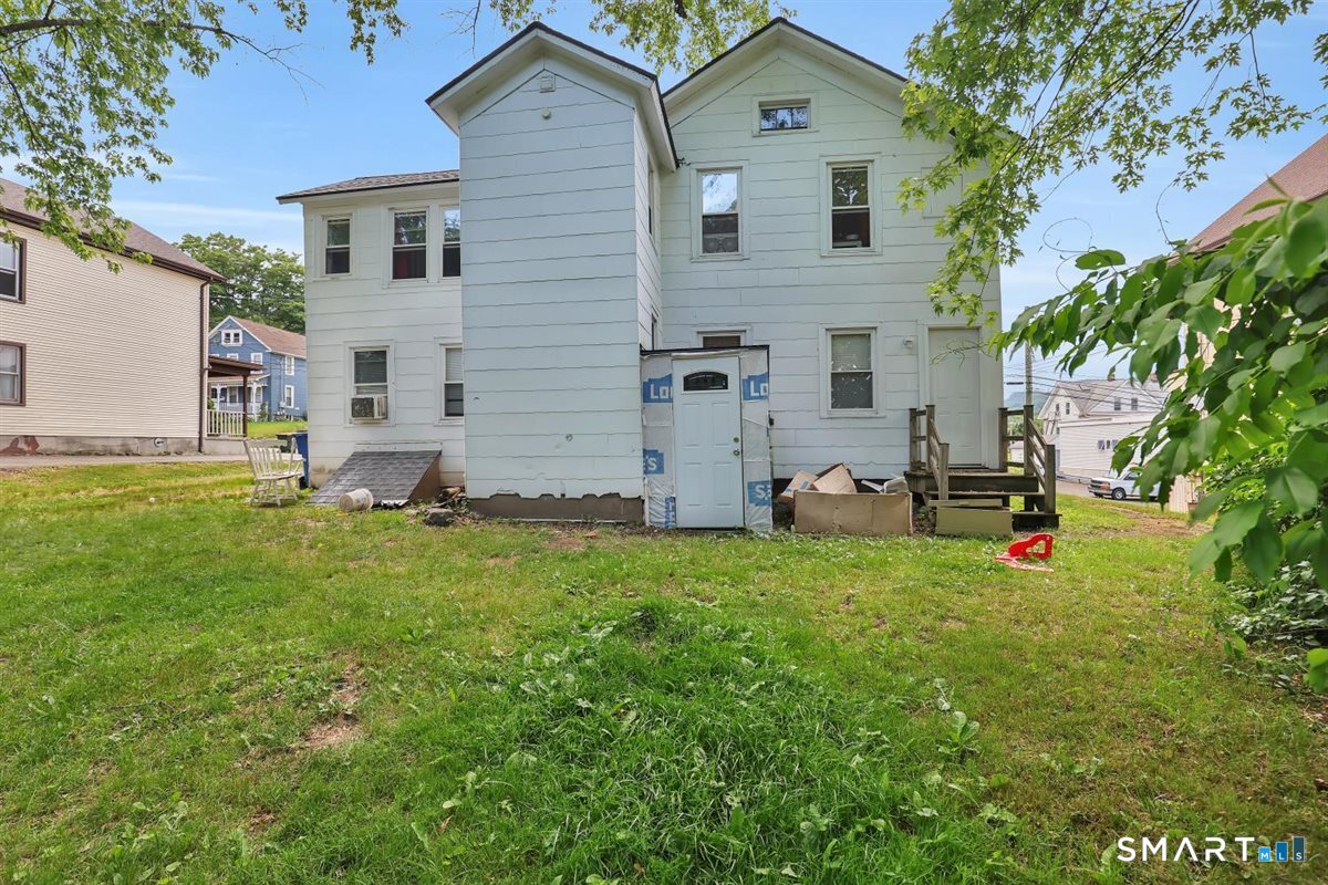 18 North 3rd Street Meriden, CT 06451 - Photo 29 of 32