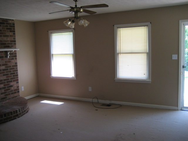 110 Loftis Road Travelers Rest, SC 29690 - Photo 4 of 7