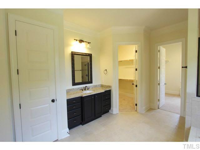 1608 Layhill Drive Raleigh, NC 27606 - Photo 11 of 25 Gallery Image 11
